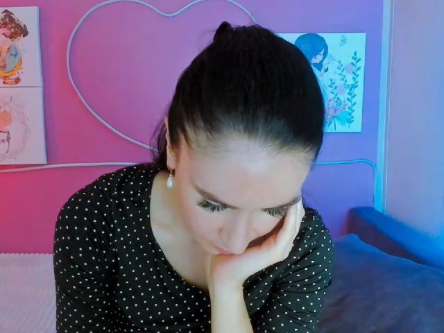 Live sex webcam photo for Lilly_Shine #263514108