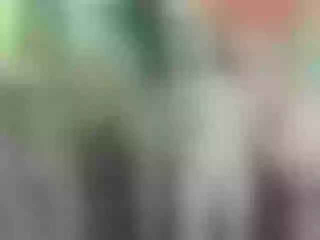 Live sex webcam photo for girlboom20 #241231077