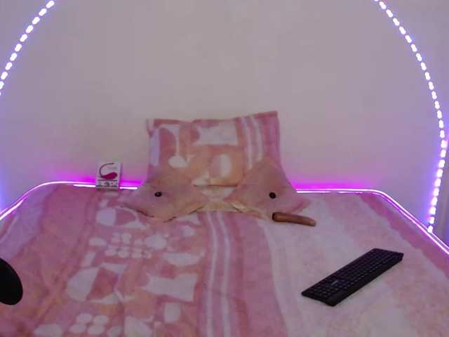 Live sex webcam photo for Body69LyD #252138480