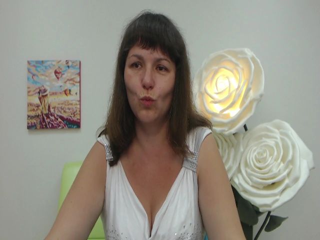 Live sex webcam photo for AliceInks #257056337