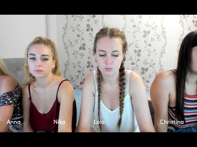 Live sex webcam photo for SweeetBerrry #255579410