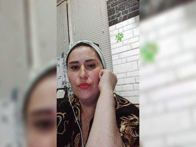 Live sex webcam photo for loriktwinss #243773529