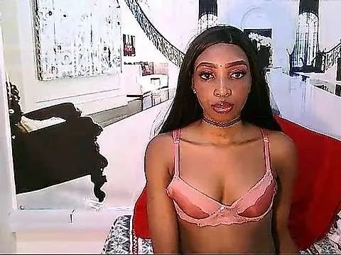 Live sex webcam photo for EbonyDesire #252053355
