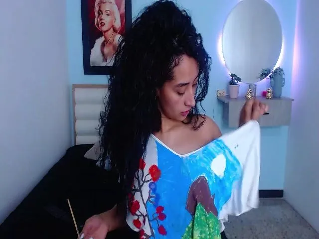 Live sex webcam photo for Jade_lee88 #255973457