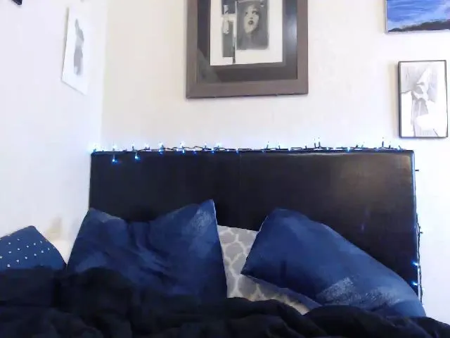 Live sex webcam photo for Sparkle_Pinup #254217099