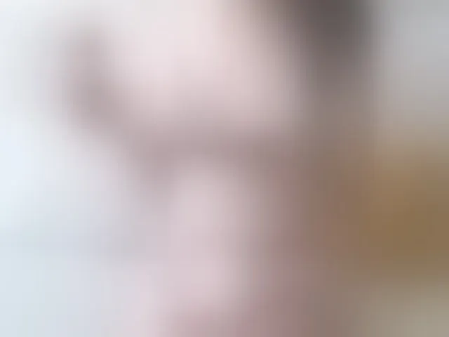 Live sex webcam photo for MuaMuaMary11 #243105698
