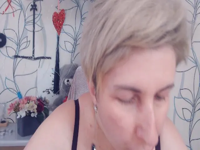 Live sex webcam photo for DepravedMadam #252770903