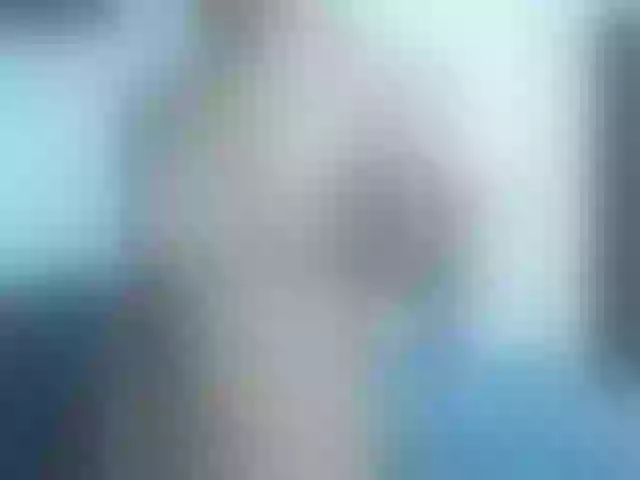 Live sex webcam photo for loli_love19 #253216157