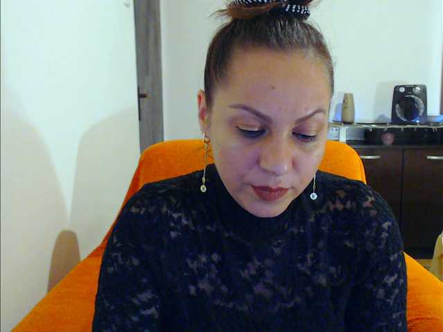 Live sex webcam photo for ellasolemn #241753327