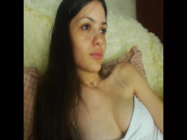 Live sex webcam photo for Snow_Whiteee #256077661