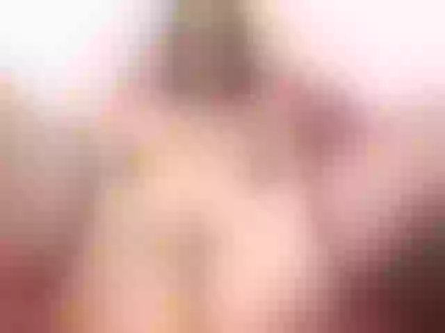 Live sex webcam photo for Carolineback #265315114