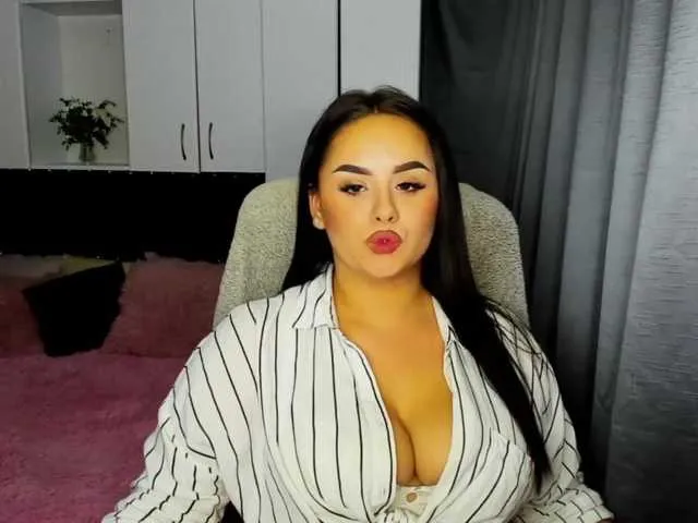 Live sex webcam photo for BustyAngell #257872134