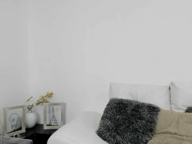 Live sex webcam photo for KellyBrooke #241049027