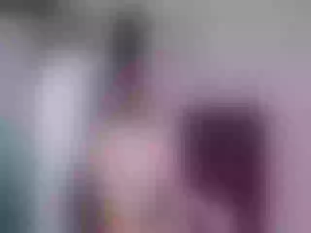 Live sex webcam photo for Sun_kissed1 #254056845
