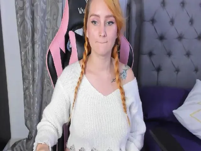 Live sex webcam photo for Candace18x #261056848