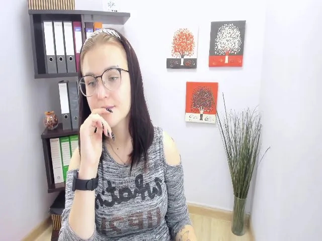 Live sex webcam photo for EvaMild #261026637