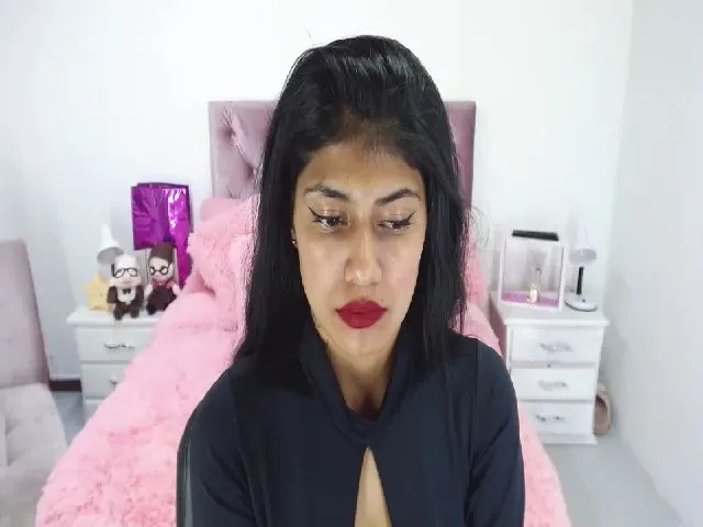 Live sex webcam photo for PeytonBrunett #259137162