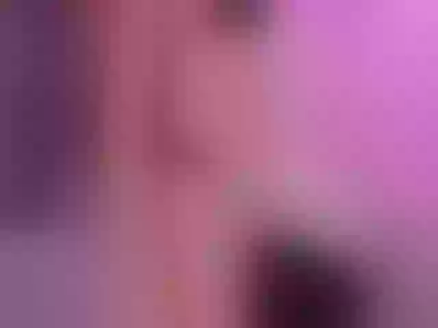 Live sex webcam photo for Sharlotte_e #255456788