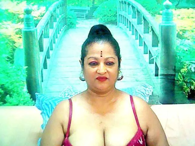 Live sex webcam photo for matureindian #287967431
