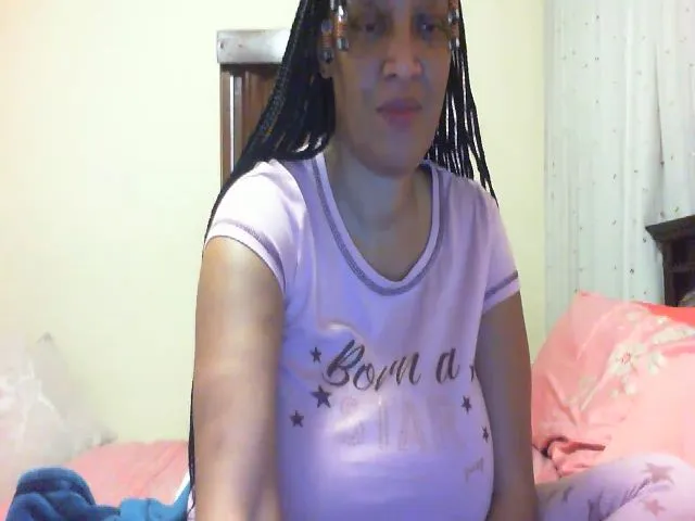 Live sex webcam photo for Booby69x #254681777