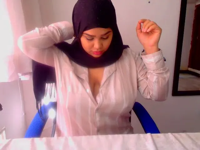 Live sex webcam photo for Shalyn_ #253192936