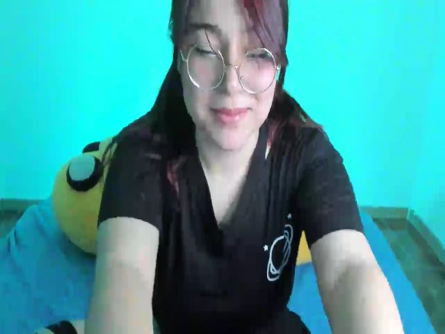 Live sex webcam photo for Evee_moonz #255603655