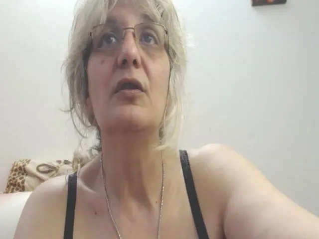 Live sex webcam photo for Yourlady4xx #255077606