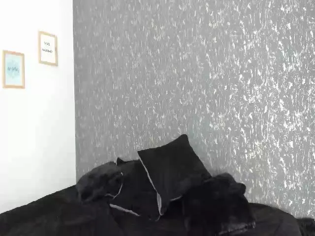 Live sex webcam photo for camile_ #253942819