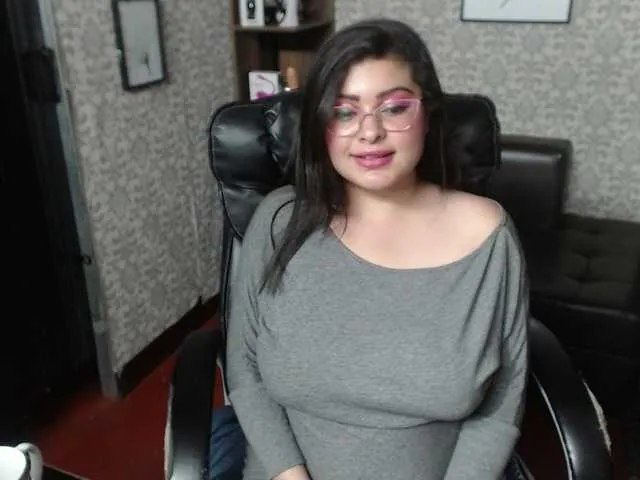 Live sex webcam photo for miiawalker #251069626