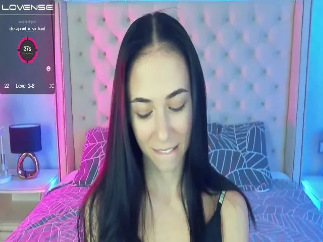 Live sex webcam photo for MilkaBabyDoll #264927688