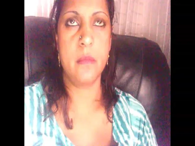 Live sex webcam photo for indianbbygirl #260700473