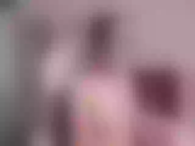 Live sex webcam photo for Sun-kissed1 #252743397