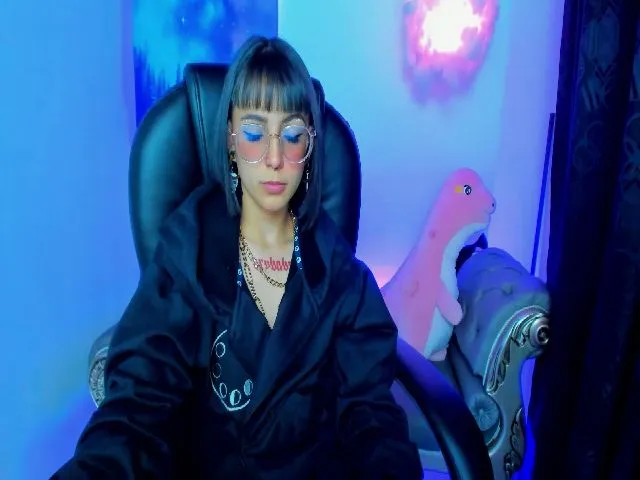 Live sex webcam photo for Angelsiinner #265572304