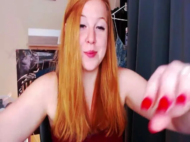 Live sex webcam photo for HottieAlma #265407793