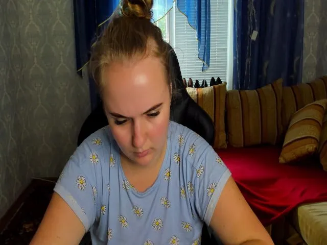 Live sex webcam photo for MaryKent #263568492