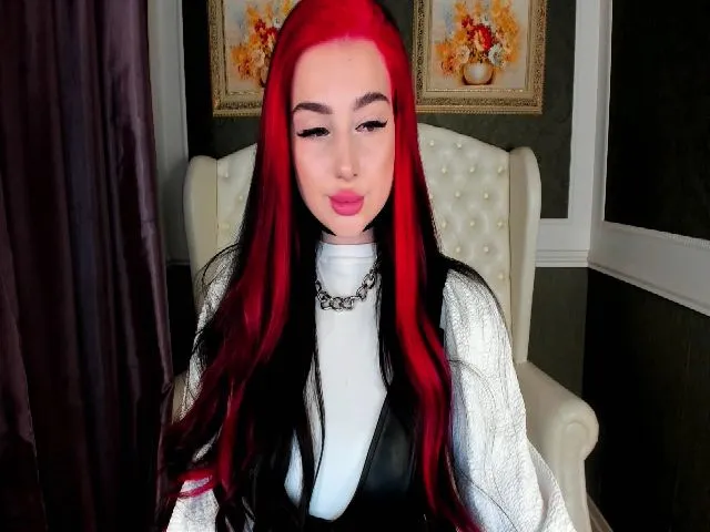 Live sex webcam photo for QudyMerry #260104861