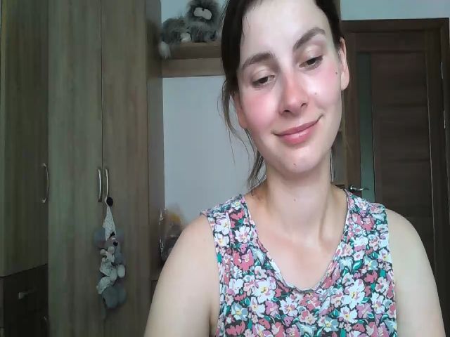 Live sex webcam photo for MisssSun #259941671