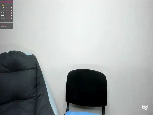 Live sex webcam photo for SarahSmiths #256459553