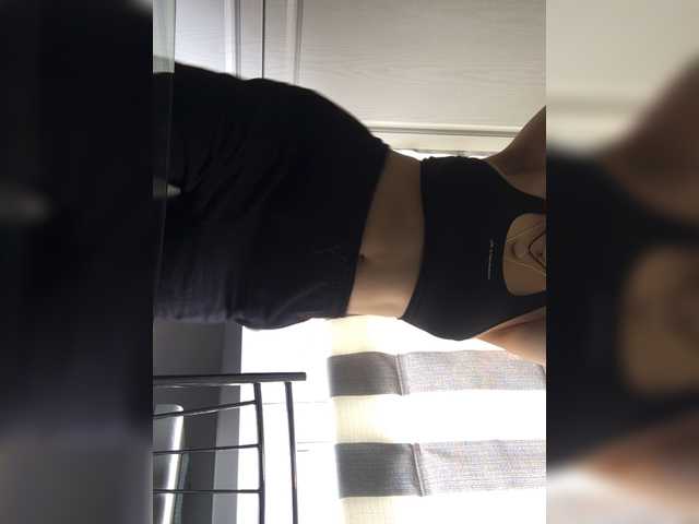 Live sex webcam photo for Julietta-1 #246588249