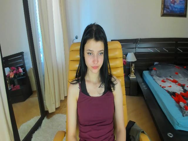 Live sex webcam photo for SoniNex #255276495