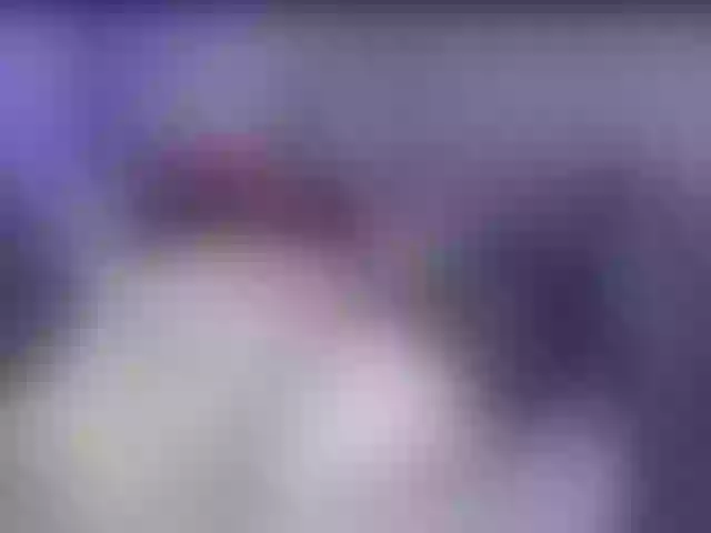 Live sex webcam photo for Emiliiaaa #241237902