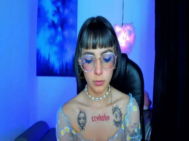 Live sex webcam photo for Angelsiinner #261383050