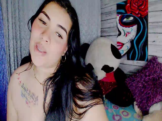 Live sex webcam photo for Lucy_park #264190160