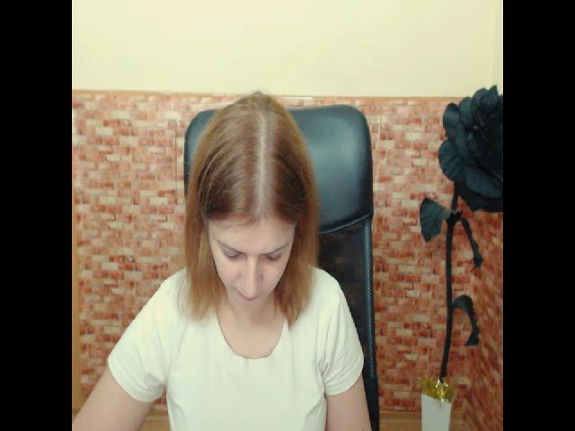 Live sex webcam photo for CristiCarter #252593739