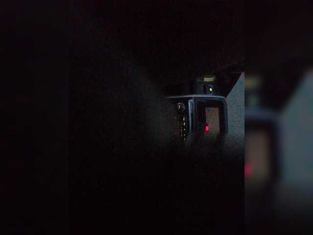 Live sex webcam photo for Fiona323 #249705282