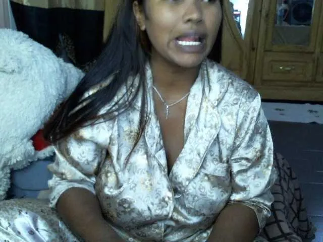 Live sex webcam photo for diamonbitch #241388410