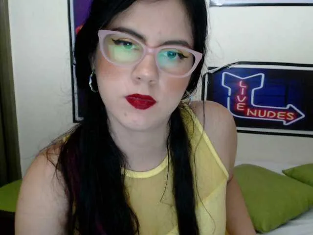 Live sex webcam photo for ShanellMoore #241404763