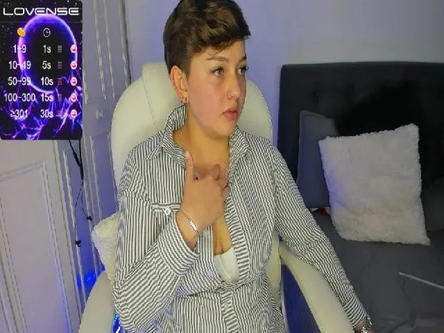 Live sex webcam photo for SalemJimenez #262537591