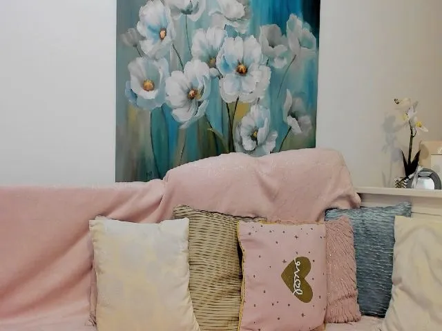 Live sex webcam photo for Miss_secret_M #256886342