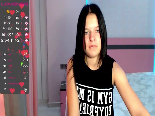 Live sex webcam photo for AnnaFols #263596493